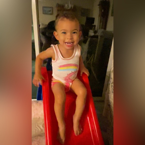 Meet your Posher, Jen - Picture 3 of 3